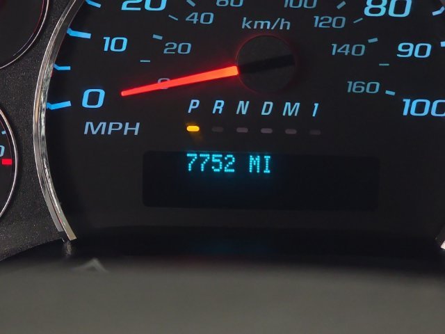 Used 2025 Summit White Chevrolet WT image 17