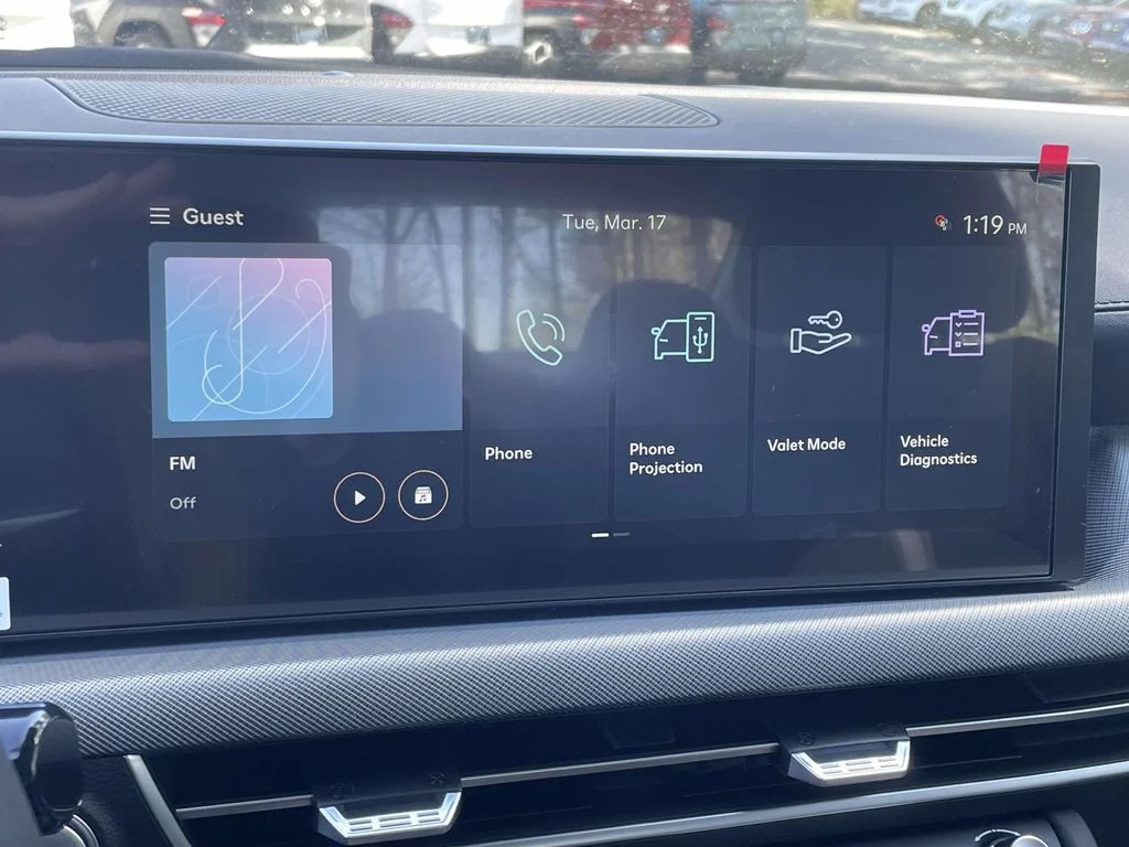New 2026 White Hyundai SE image 24