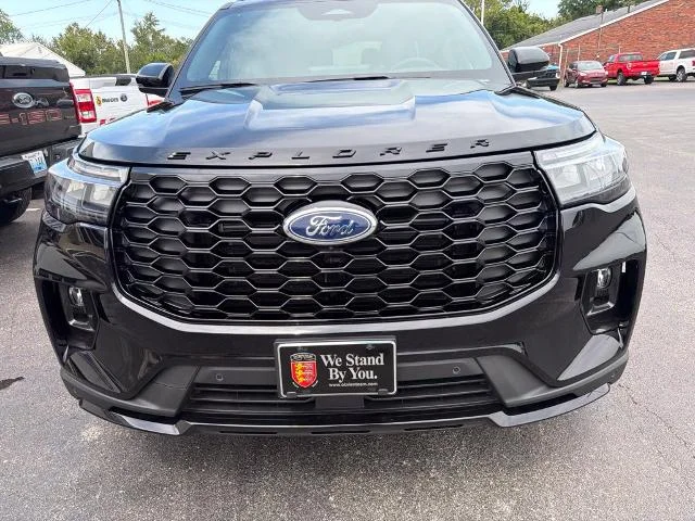 New 2026 Agate Black Metallic Ford ST-Line image 29