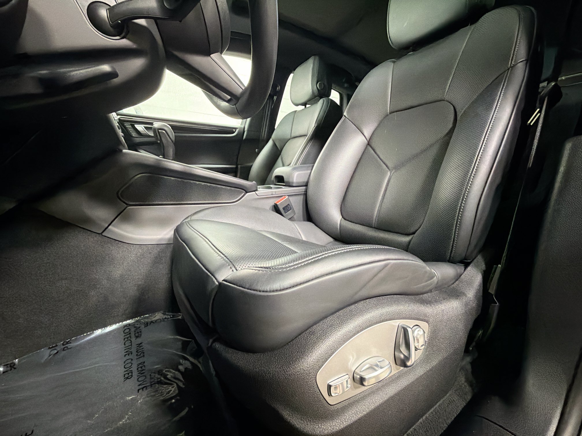 Certified Used 2026 Dolomite Silver Metallic Porsche  image 5