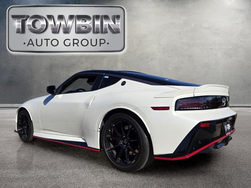 Used 2025 Pearl White NISSAN NISMO AUTO image 7