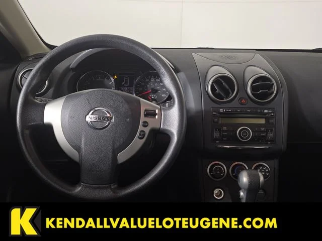 Used 2013 Gray Nissan S image 9