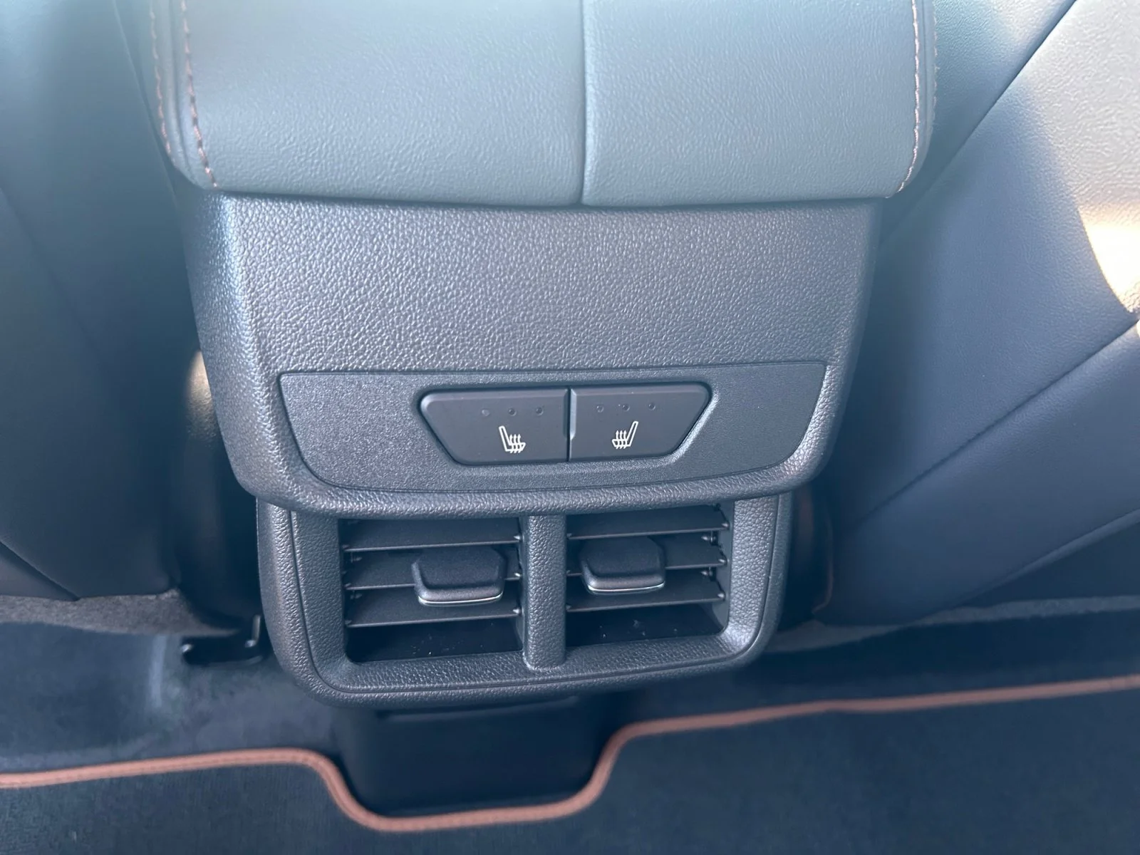 New 2027 Sterling Metallic GMC AWD AT4 image 19
