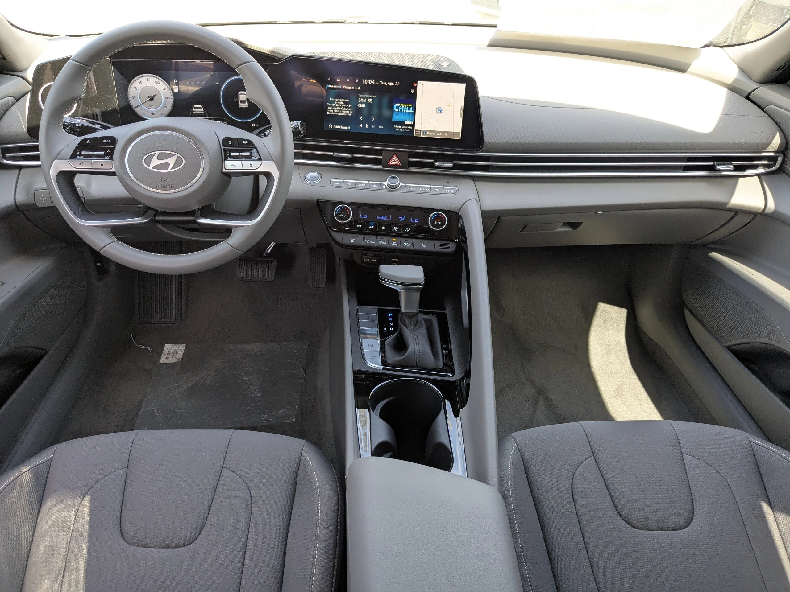 2025 Hyundai Elantra SEL - Photo 9