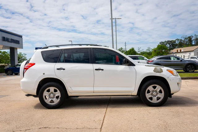 Used 2012 Super White Toyota Base image 20