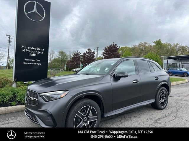 New 2026 MANUFAKTUR exclusive graphite grey magno Mercedes-Benz GLC 300 image 1