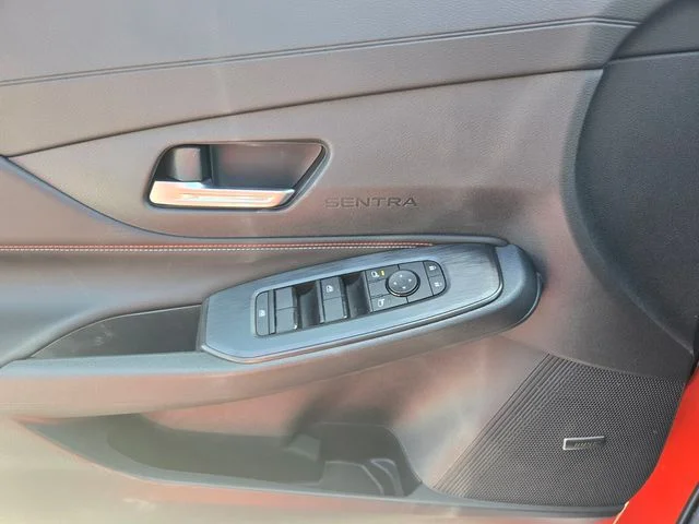New 2026 Energetic Ember / Super Black Two-tone Nissan SR image 23