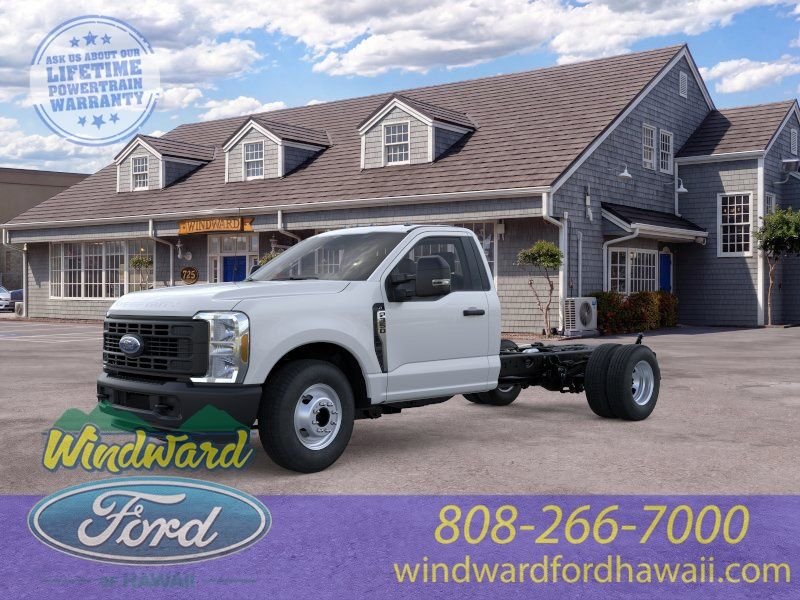 New 2025 Oxford White Ford XL image 1