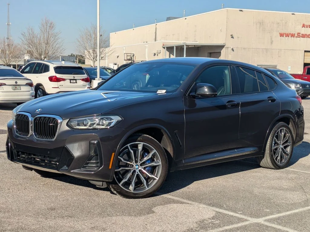 2022 BMW X4