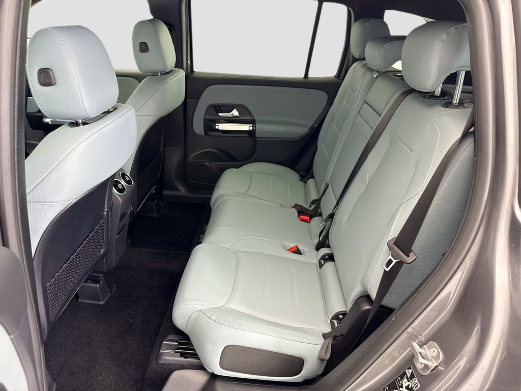 New 2026 Mountain Grey Metallic Mercedes-Benz GLB 250 image 19