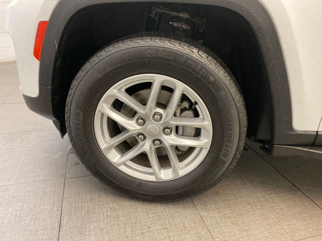 Certified Used 2024 White Jeep Laredo image 12