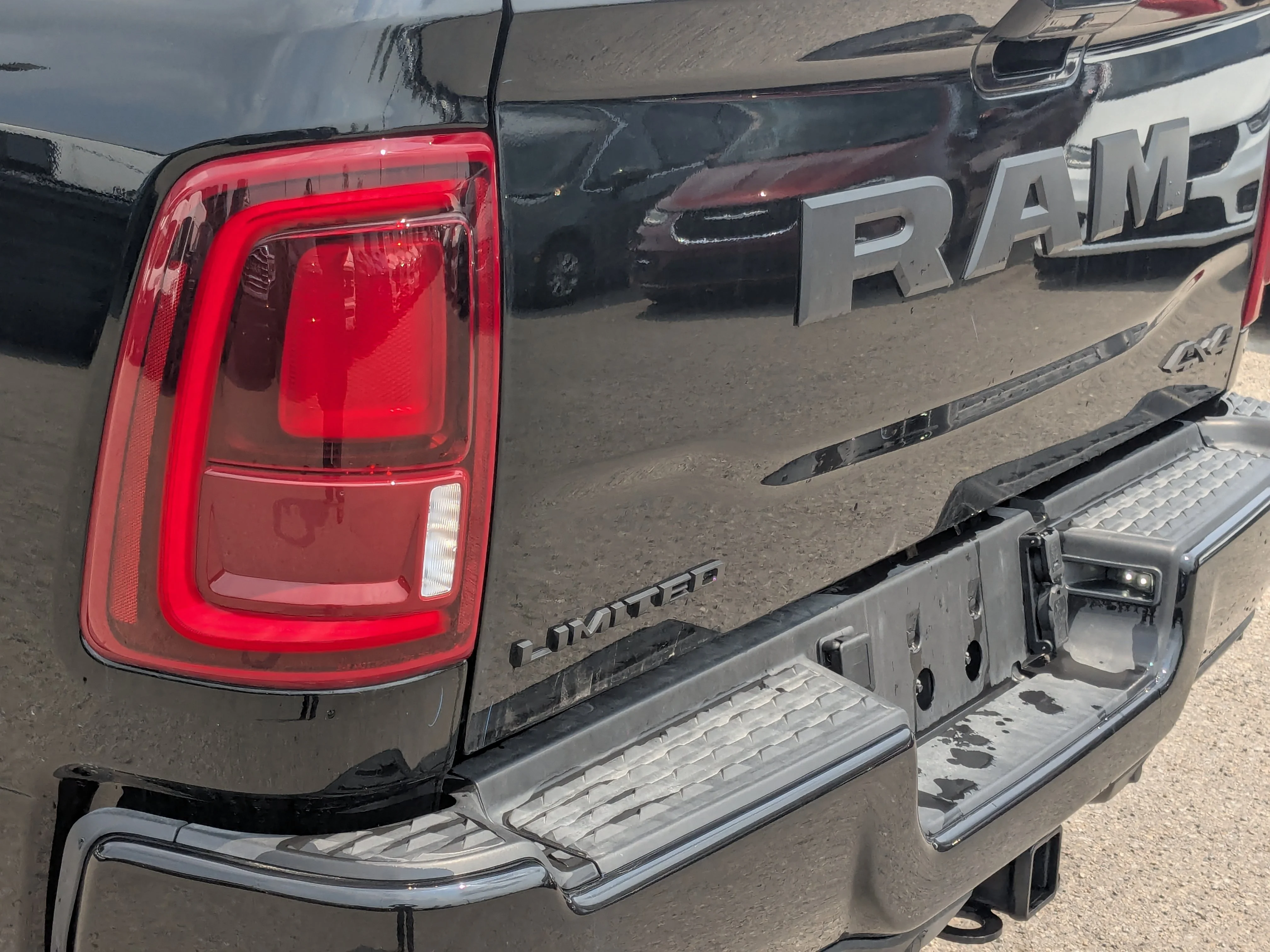 New 2026 Black RAM Limited - - 4x4 - Night Edition - Limited Level 1 Equip Grp - Power Sunroof & More! image 10
