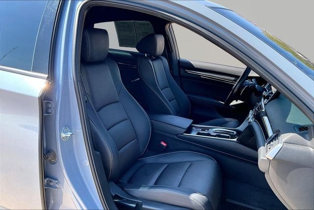 Used 2022  Honda Sport image 7