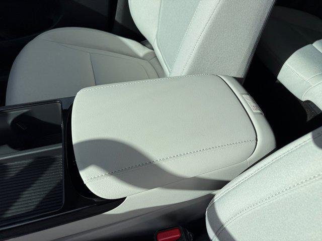 New 2026 Amazon Gray Hyundai SEL AWD image 34