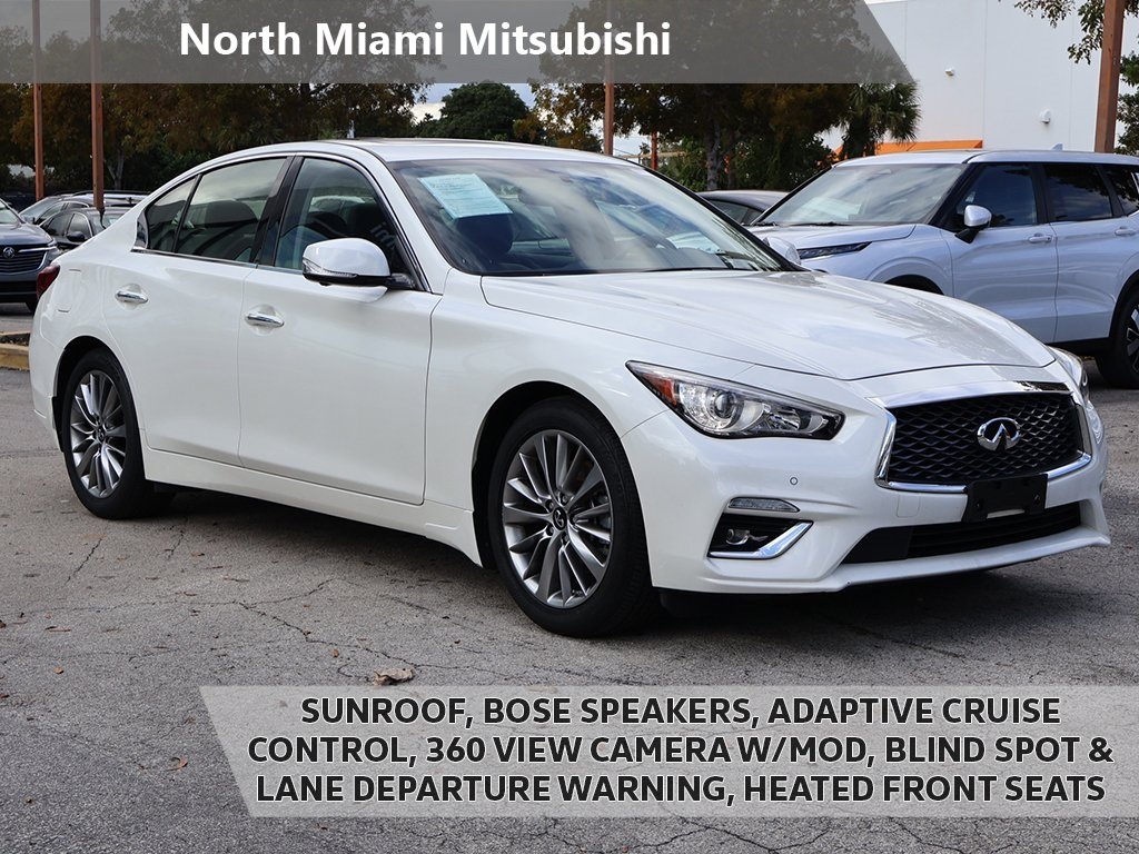 2023 INFINITI Q50 LUXE