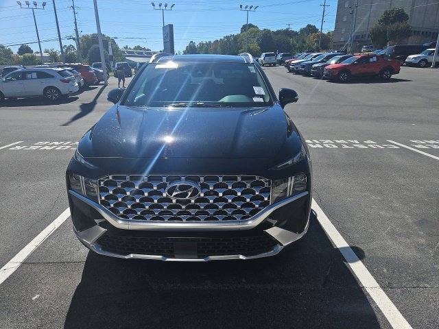 Used 2023 Black Hyundai Limited image 4
