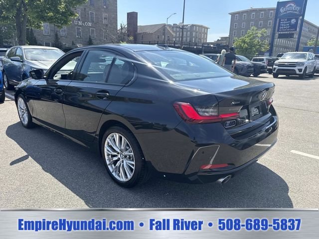 2023 BMW 3 Series 330i - Photo 9