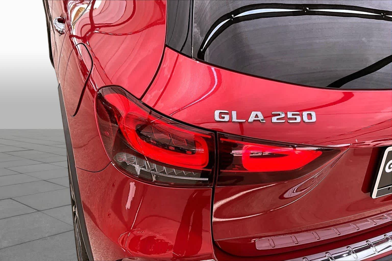 Certified Used 2021 Patagonia Red Metallic Mercedes-Benz GLA 250 image 29