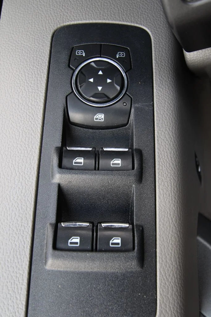 Used 2018 Black Ford XLT image 24