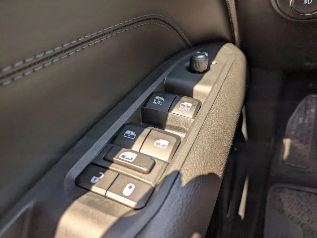 New 2026 Silver Jeep Latitude image 26