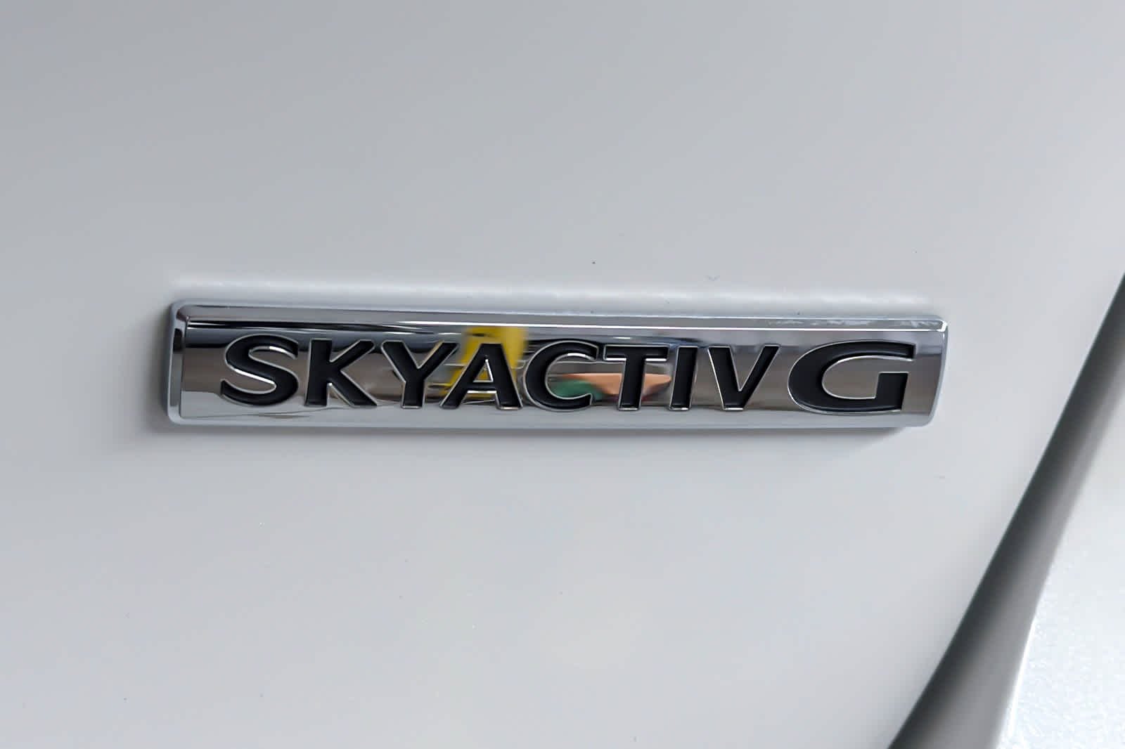 Used 2025 Snowflake White Pearl Mica Mazda 2.5 S Preferred image 27