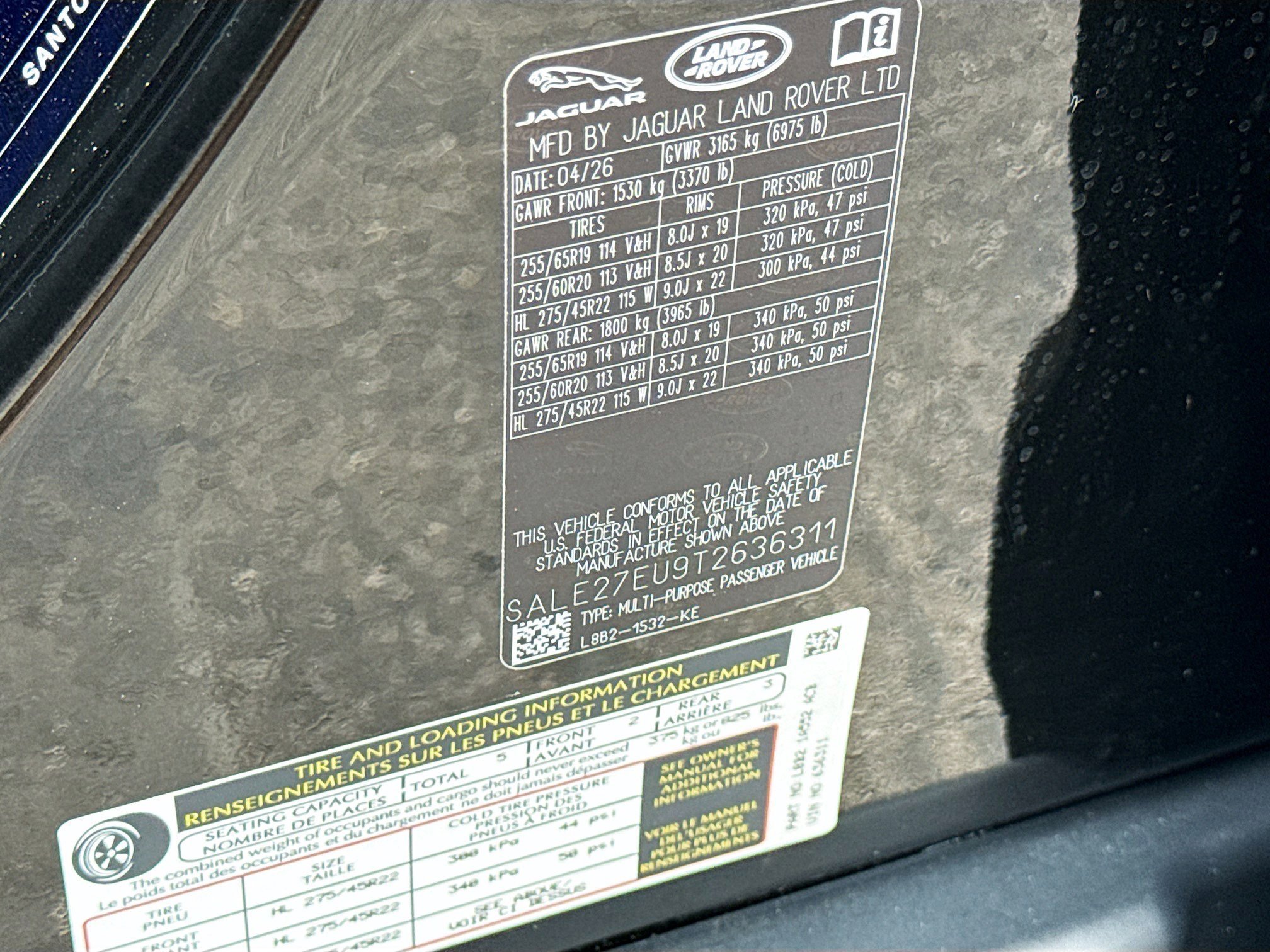 New 2026 Santorini Black LAND ROVER X-Dynamic SE image 44