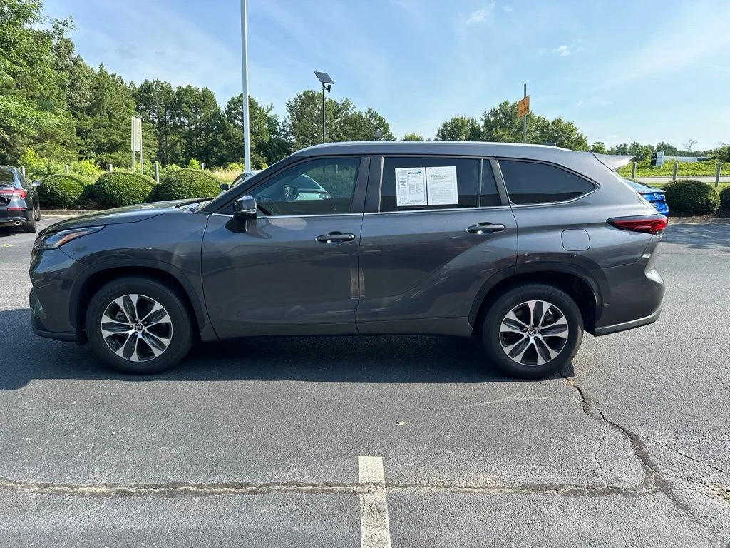 Used 2023 Magnetic Gray Metallic Toyota XLE image 6