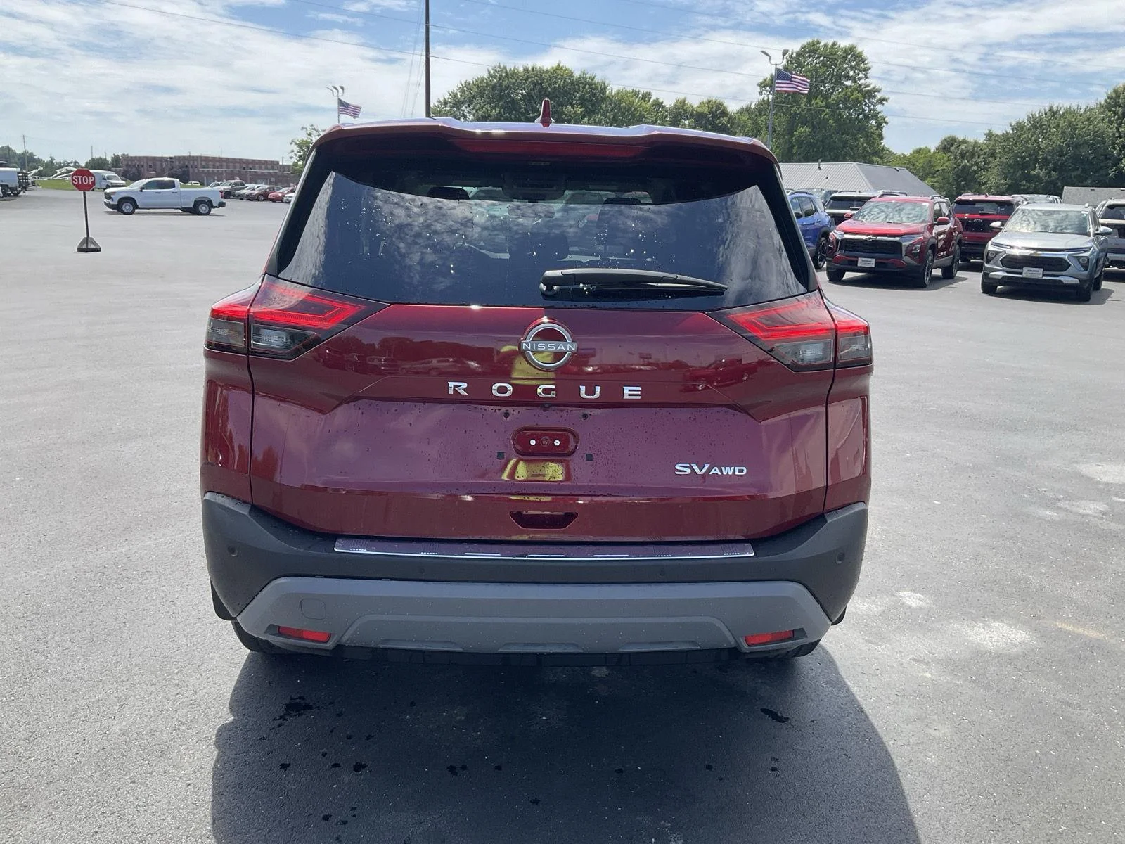 Used 2023 Scarlet Ember Tintcoat Nissan SV image 7