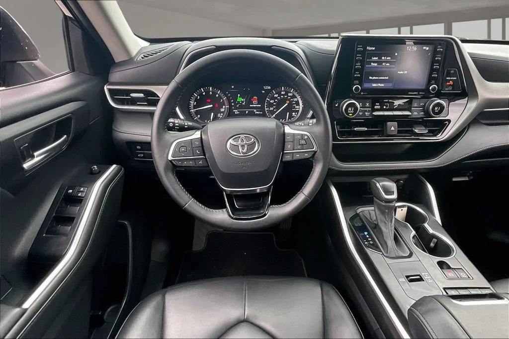 Used 2021 Blue Toyota XLE image 8