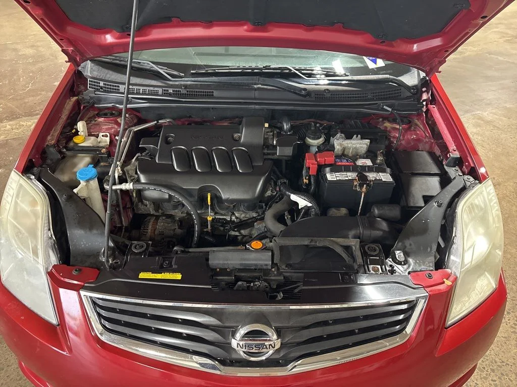 Used 2012 Red Nissan 2.0 S image 9
