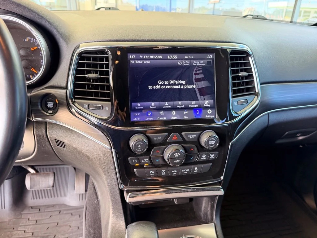 Used 2021 Gray Jeep Limited image 23