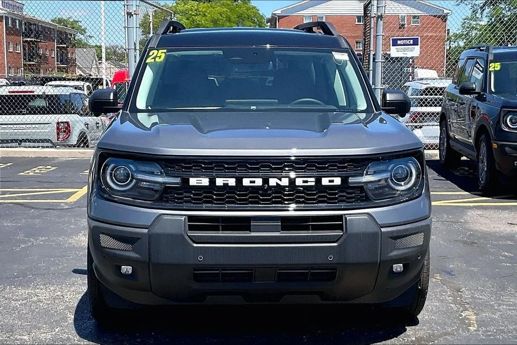 New 2025 Carbonized Gray Metallic Ford Outer Banks® image 2