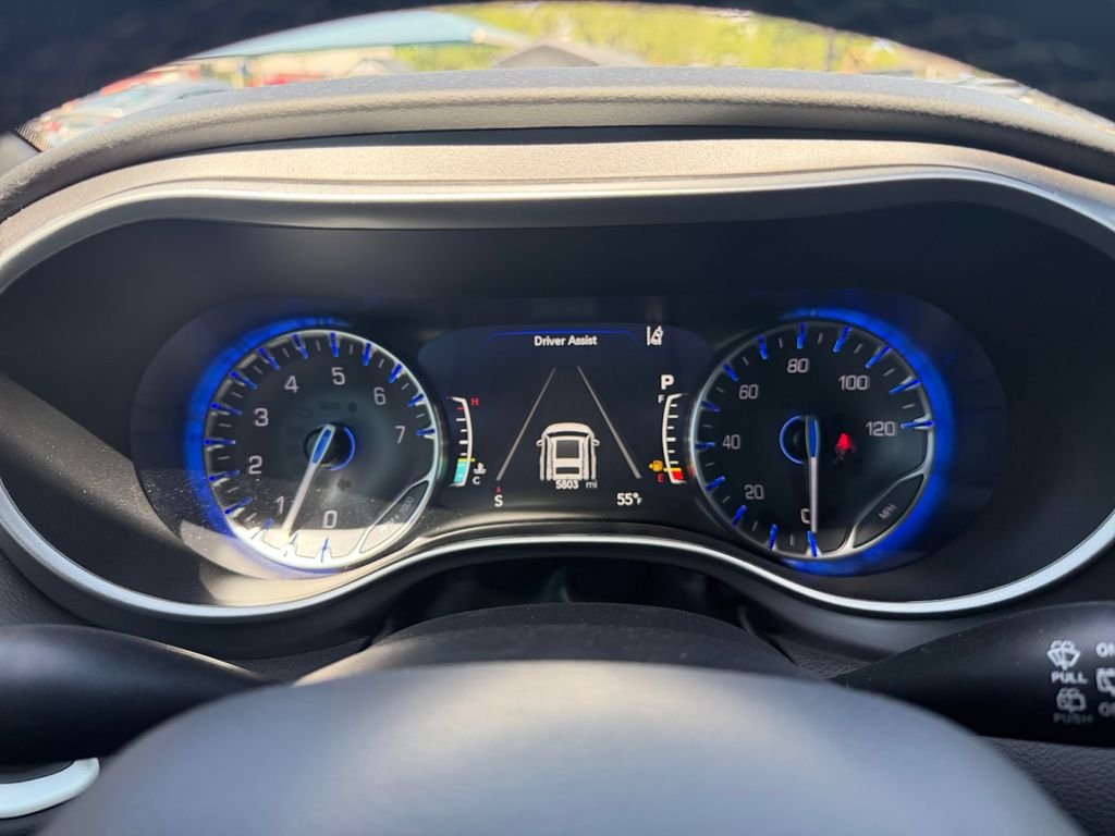 Used 2026 Silver Chrysler Select image 14