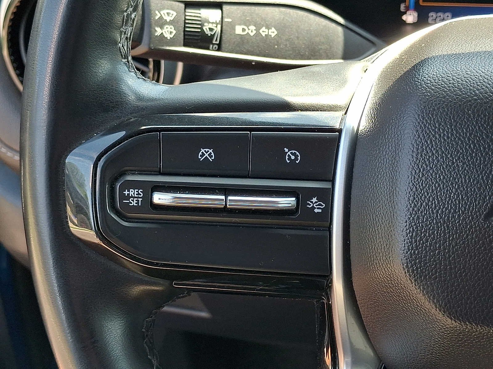 Used 2023 GLACIER BLUE METALLIC Chevrolet 4WD LT image 22