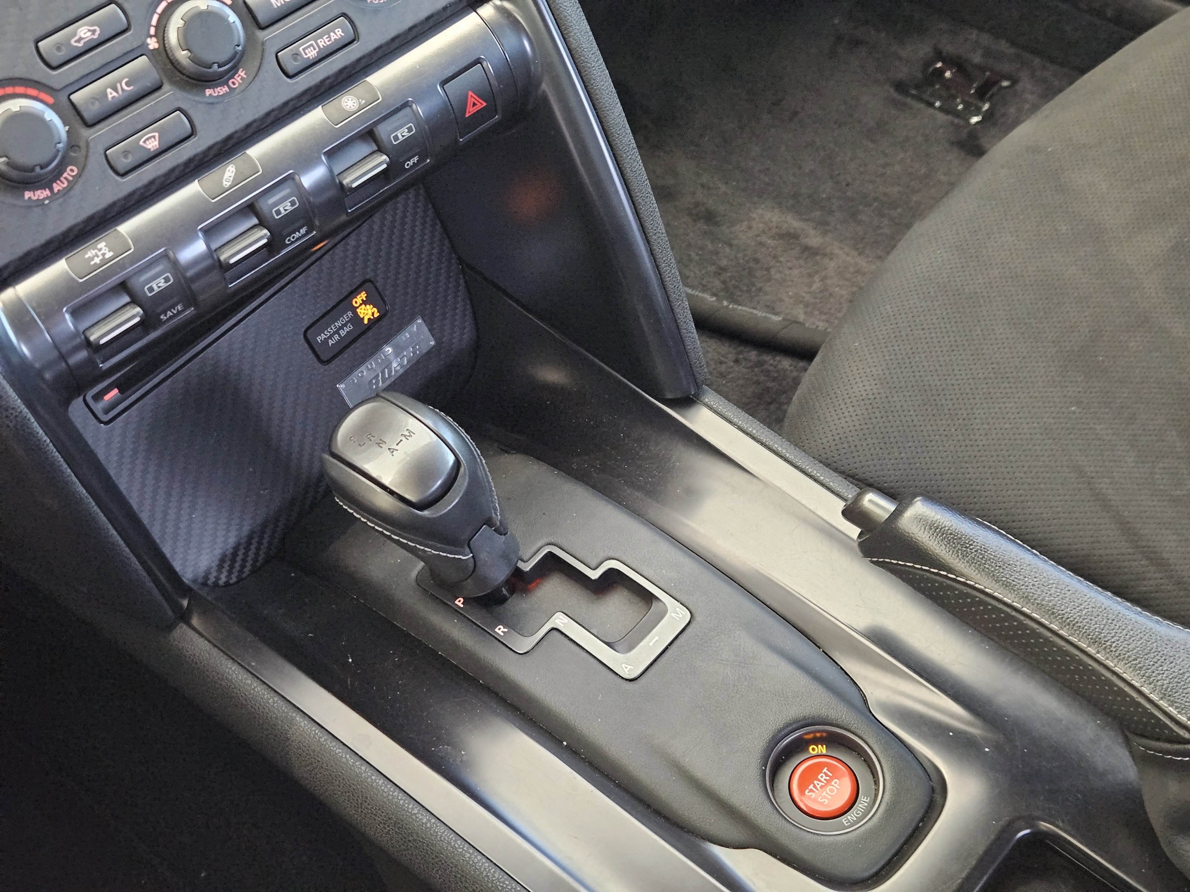 Used 2014  Nissan Premium image 20