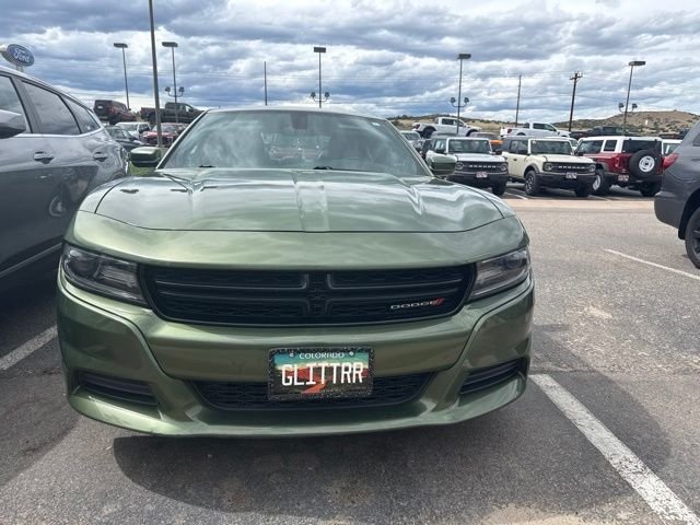 Used 2020 Green Dodge SXT image 2