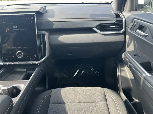 Used 2025 WHITE GMC FWD Elevation image 39