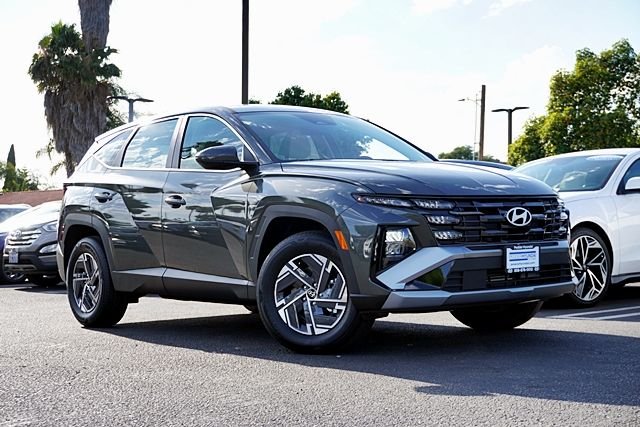 2026 Hyundai TUCSON HYBRID Blue SE