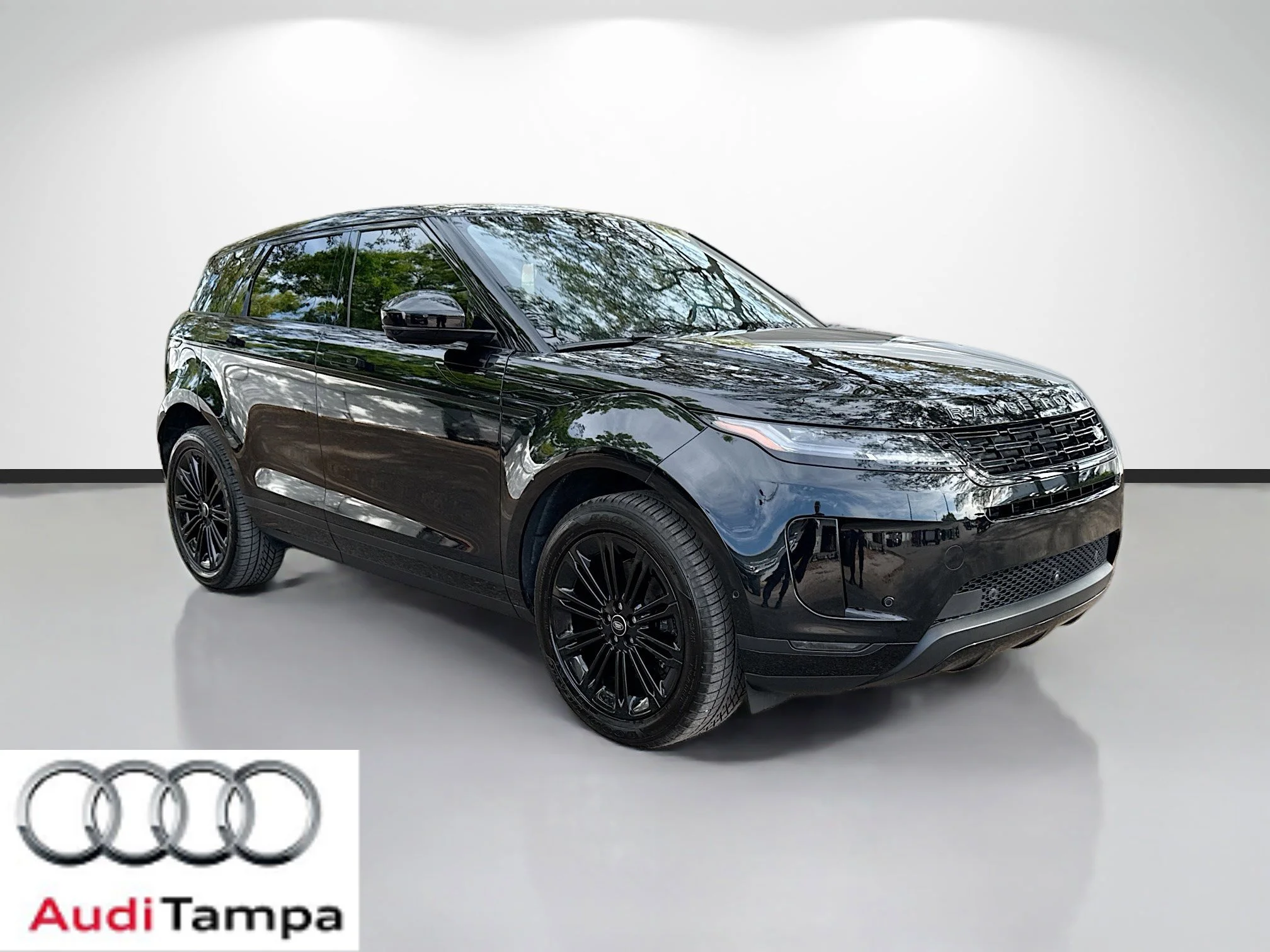 2026 Land Rover Range Rover Evoque