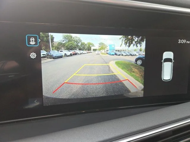 Used 2026 Silver Hyundai SEL Convenience image 26