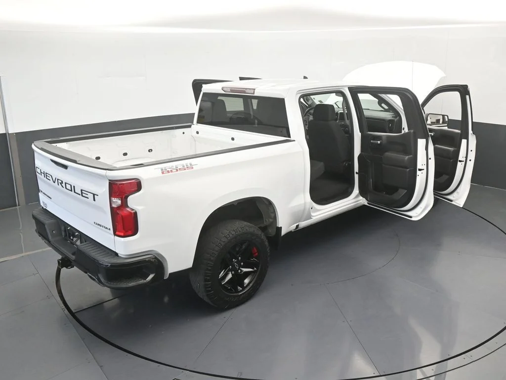 Used 2021 Summit White Chevrolet Custom Trail Boss image 71