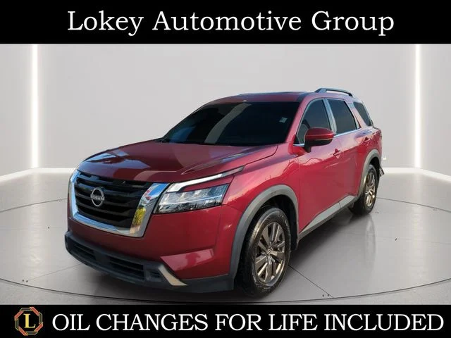2022 Nissan Pathfinder SV