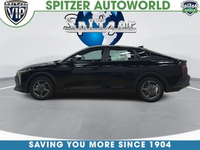 New 2027 Aurora Black Pearl Kia LXS image 11