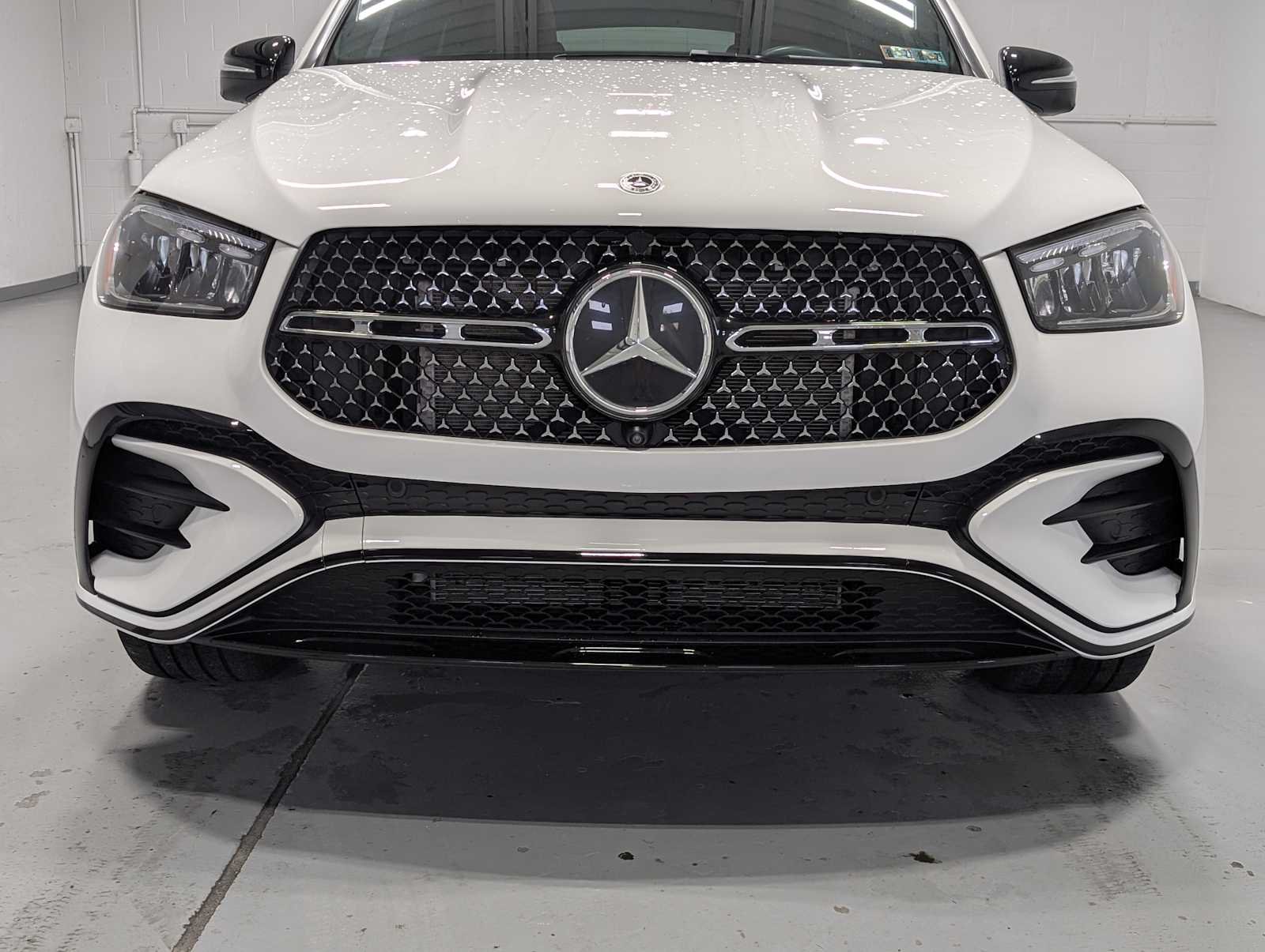 Certified Used 2025 Polar White Mercedes-Benz GLE 350 image 2