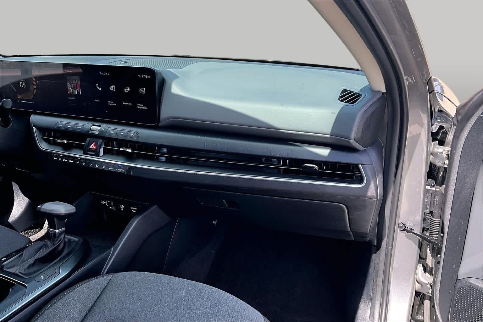 Used 2025 Steel Gray Kia LXS image 19
