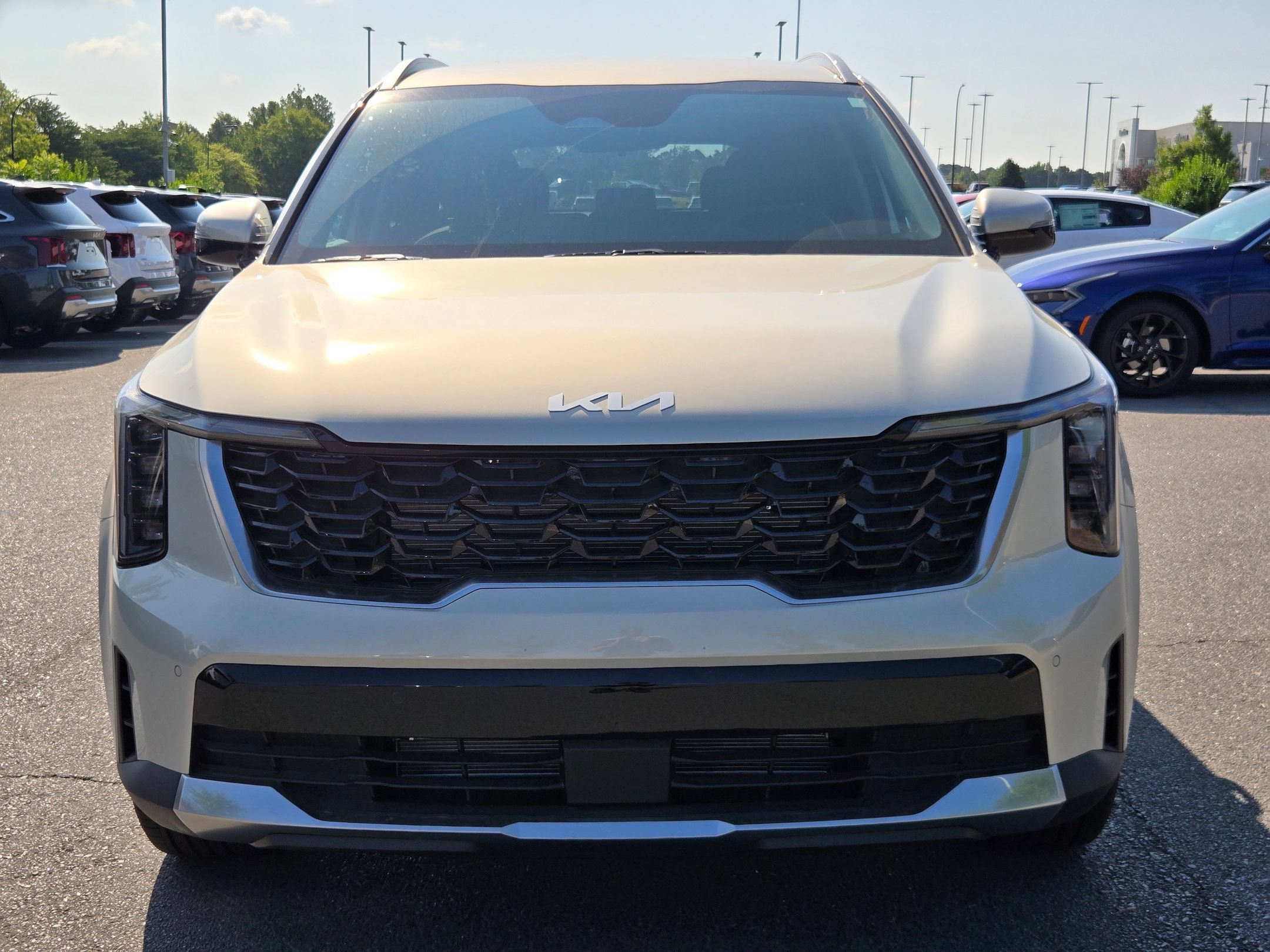 New 2026 Ivory Silver Kia S image 2