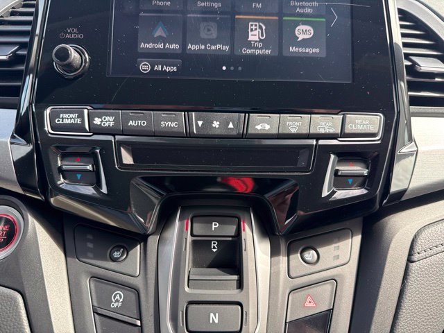 Used 2024 Silver Honda EX-L image 23