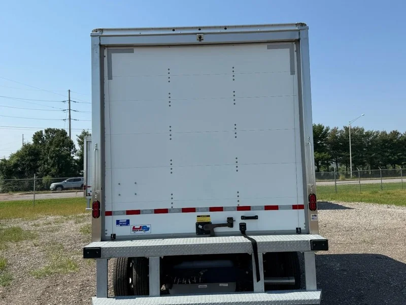New 2026 Oxford White Ford 12FT BOX image 4