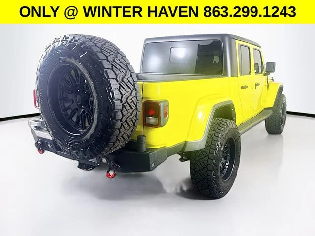 Used 2023  Jeep Sport S image 7