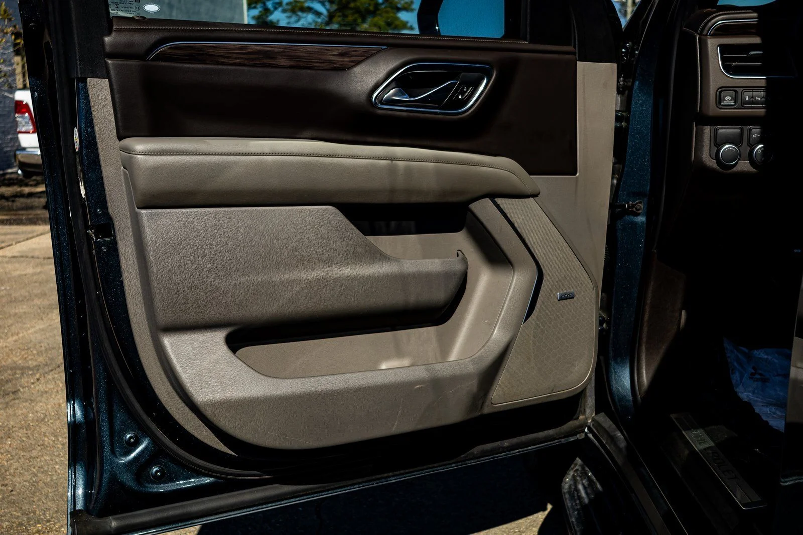 Used 2021 Gray Chevrolet LT image 11